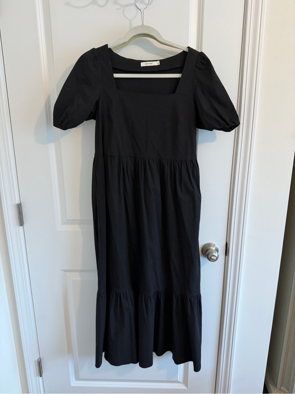 Mod Ref Black Square Neck Midi Dress with Puff Sleeves
